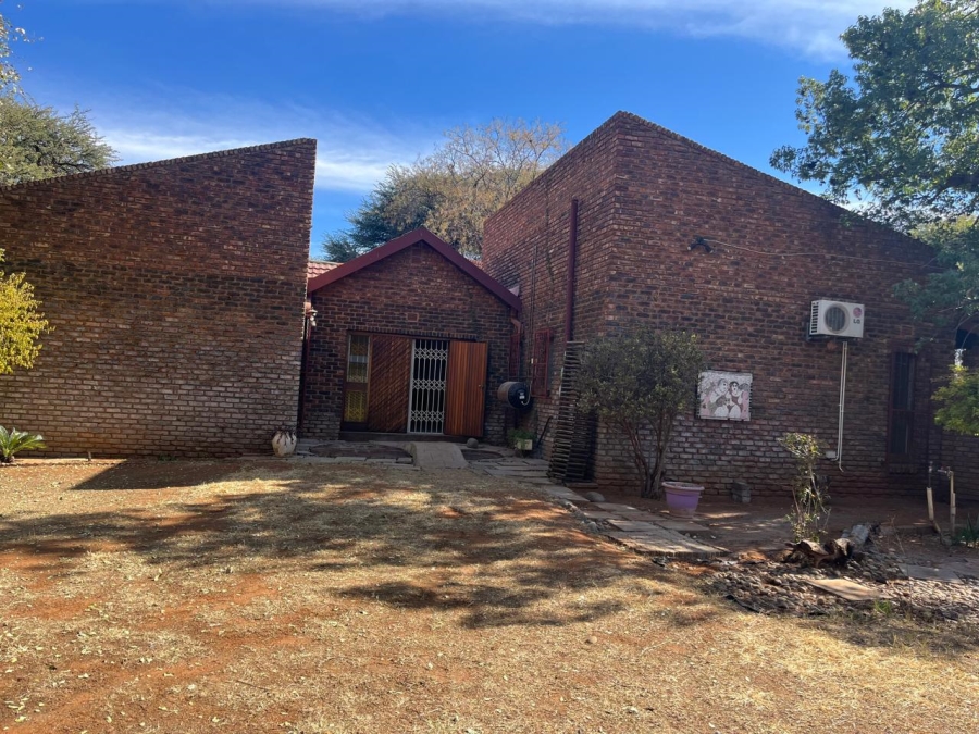 4 Bedroom Property for Sale in Kuruman Northern Cape